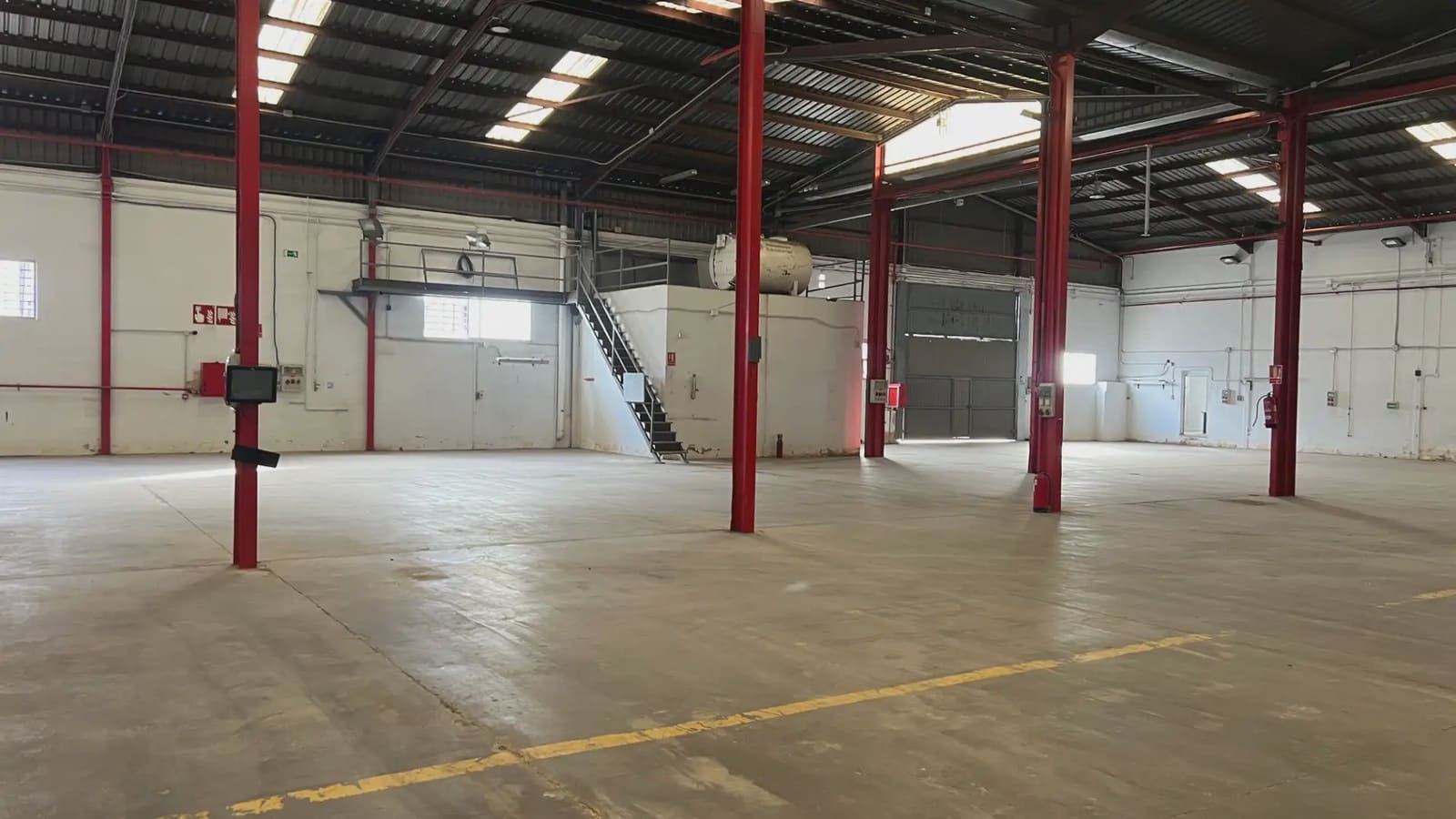 Commerciale da affittare in Quart de Poblet - 15.500 € (Rif: 9748305)