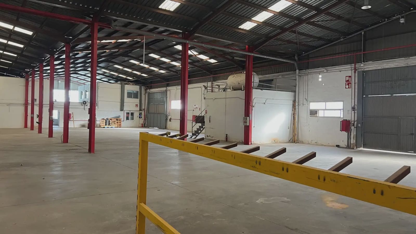 Commerciale da affittare in Quart de Poblet - 15.500 € (Rif: 9748305)