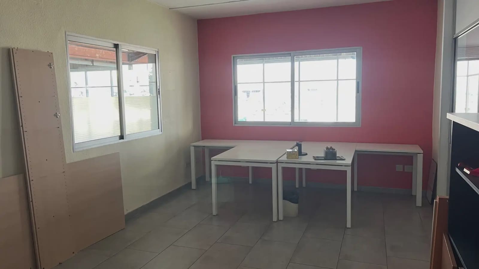 Commerciale da affittare in Quart de Poblet - 15.500 € (Rif: 9748305)