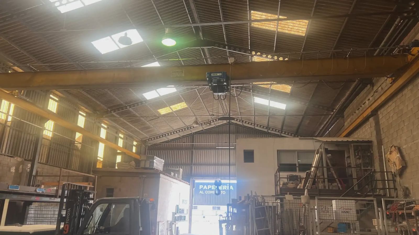 Commerciale in vendita in Manises - 615.000 € (Rif: 9748306)