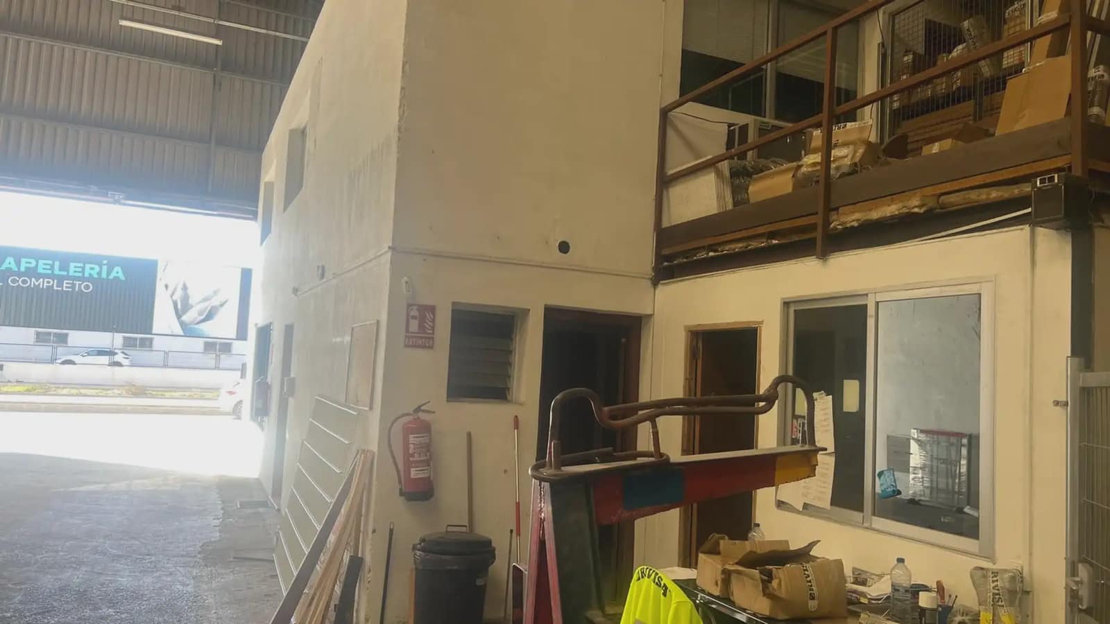 Commerciale in vendita in Manises - 615.000 € (Rif: 9748306)