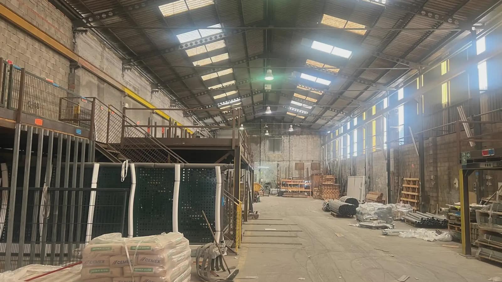 Commerciale in vendita in Manises - 615.000 € (Rif: 9748306)