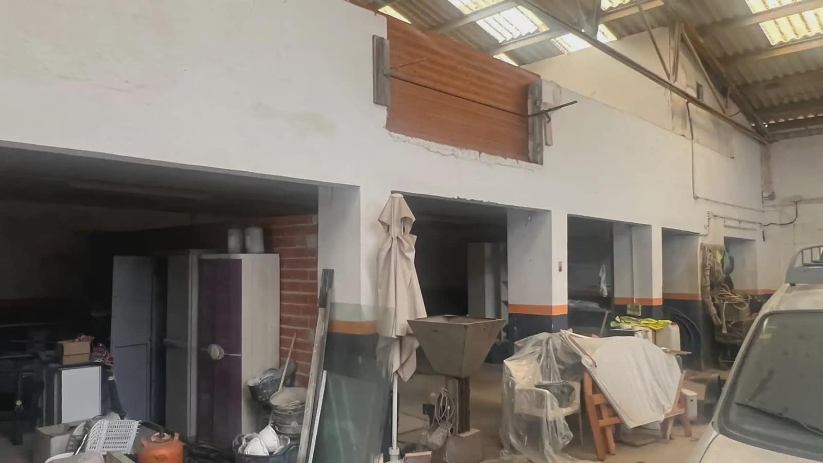 Commerciale da affittare in Riba-roja de Turia - 1.300 € (Rif: 9748316)