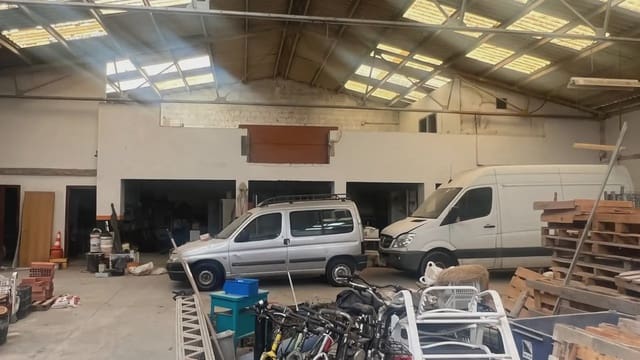 Commerciale da affittare in Riba-roja de Túria - 1.300 € (Rif: 9748316)