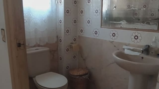 3 slaapkamer Villa te koop in Riba-roja de Túria met zwembad garage - € 295.000 (Ref: 9748318)