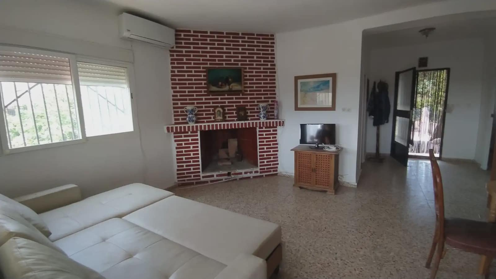 3 bedroom Villa for sale in Riba-roja de Turia with pool garage - € 295,000 (Ref: 9748318)