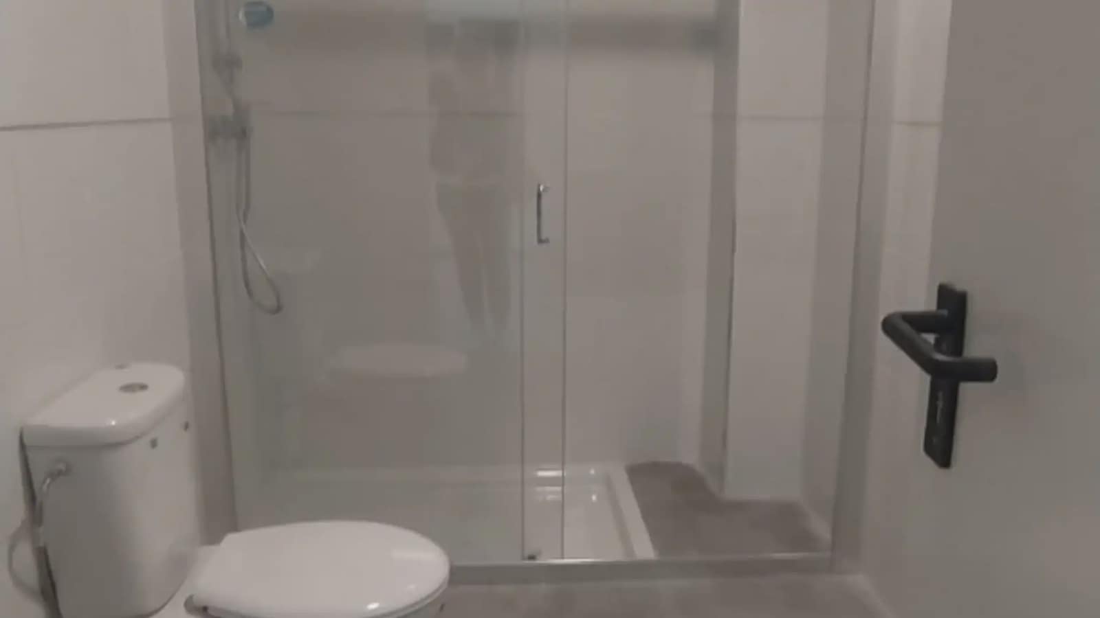 Kommersiell att hyra i Quart de Poblet - 5 900 € (Ref: 9748320)