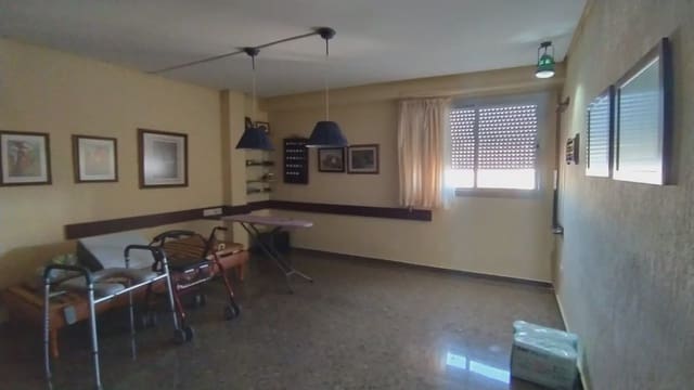 5 slaapkamer Flat te koop in Manises met garage - € 320.000 (Ref: 9748322)