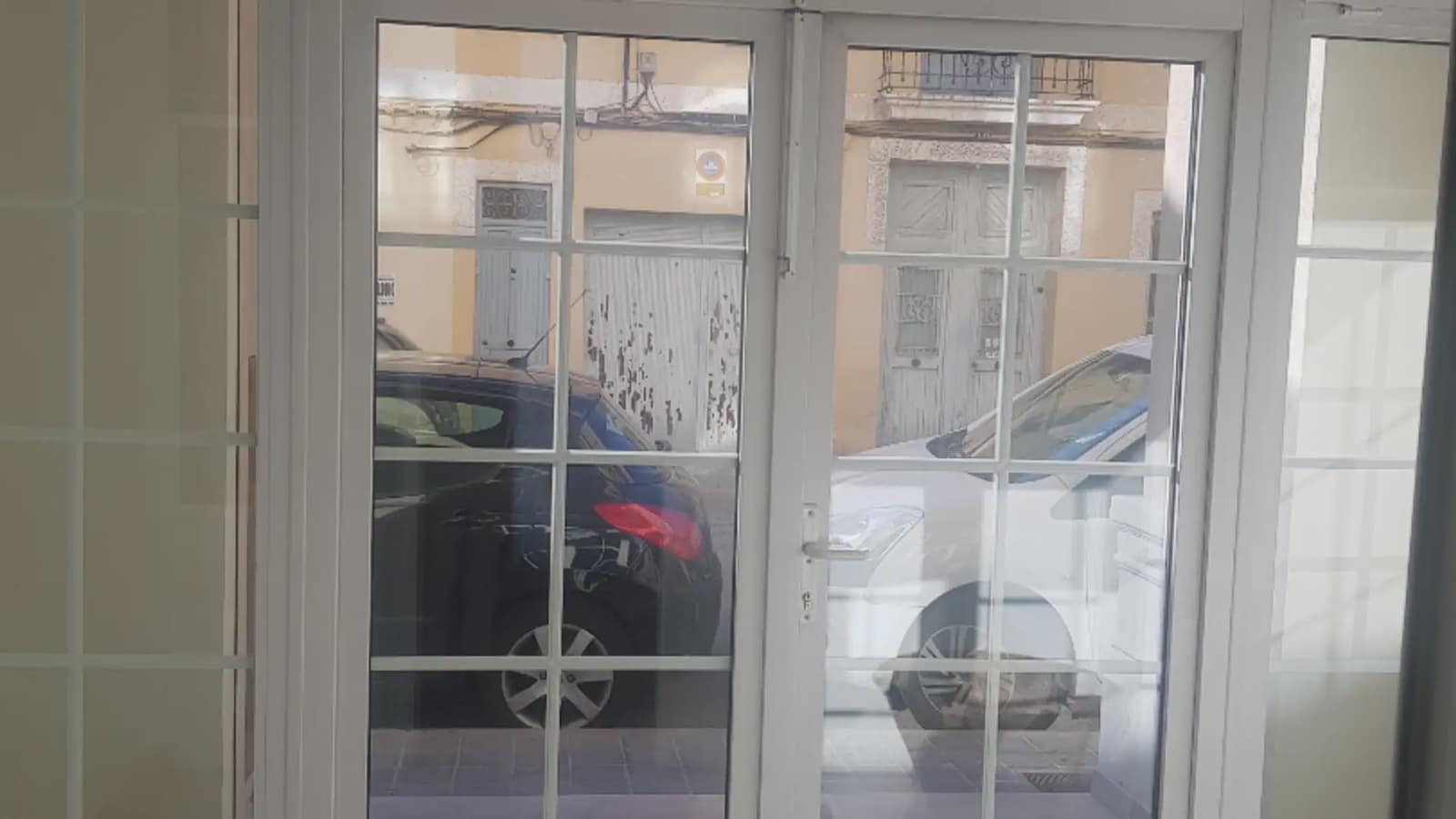 Kommersiell til leie i Manises - € 700 (Ref: 9748323)