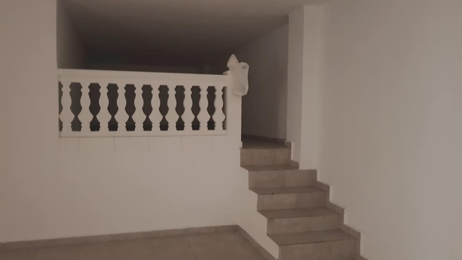 Kommersiell til leie i Manises - € 600 (Ref: 9748324)