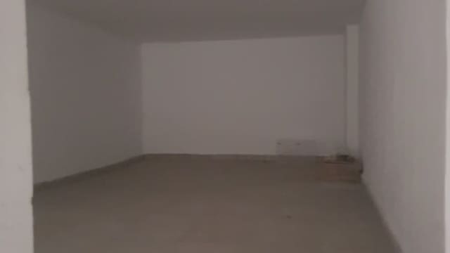 Kommersiell til leie i Manises - € 600 (Ref: 9748324)