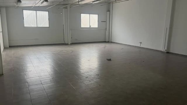 Kommersiell til leie i Manises - € 1 500 (Ref: 9748326)