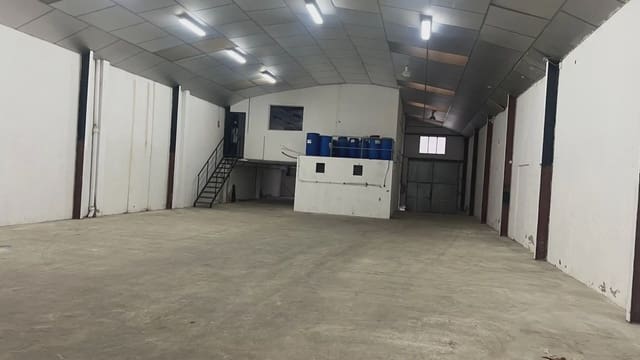 Kommersiell til leie i Manises - € 1 500 (Ref: 9748326)