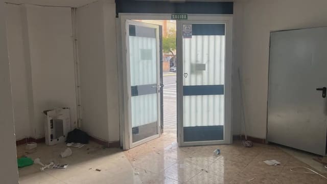 Commerciale da affittare in Manises - 3.000 € (Rif: 9748327)