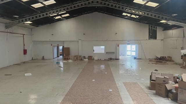 Commerciale da affittare in Manises - 3.000 € (Rif: 9748327)