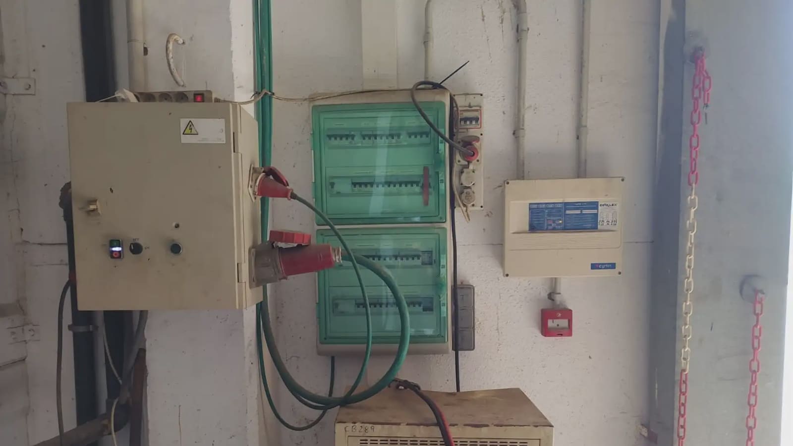 Commerciale da affittare in Cheste - 1.600 € (Rif: 9748330)