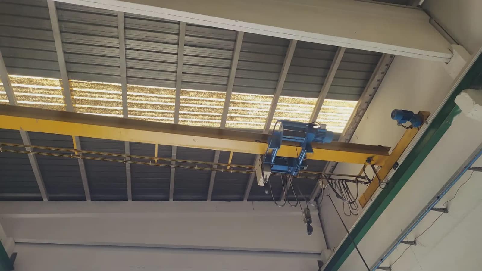 Commerciale da affittare in Cheste - 1.600 € (Rif: 9748330)