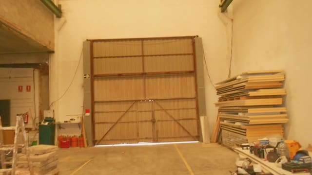 Commerciale da affittare in Cheste - 1.600 € (Rif: 9748330)