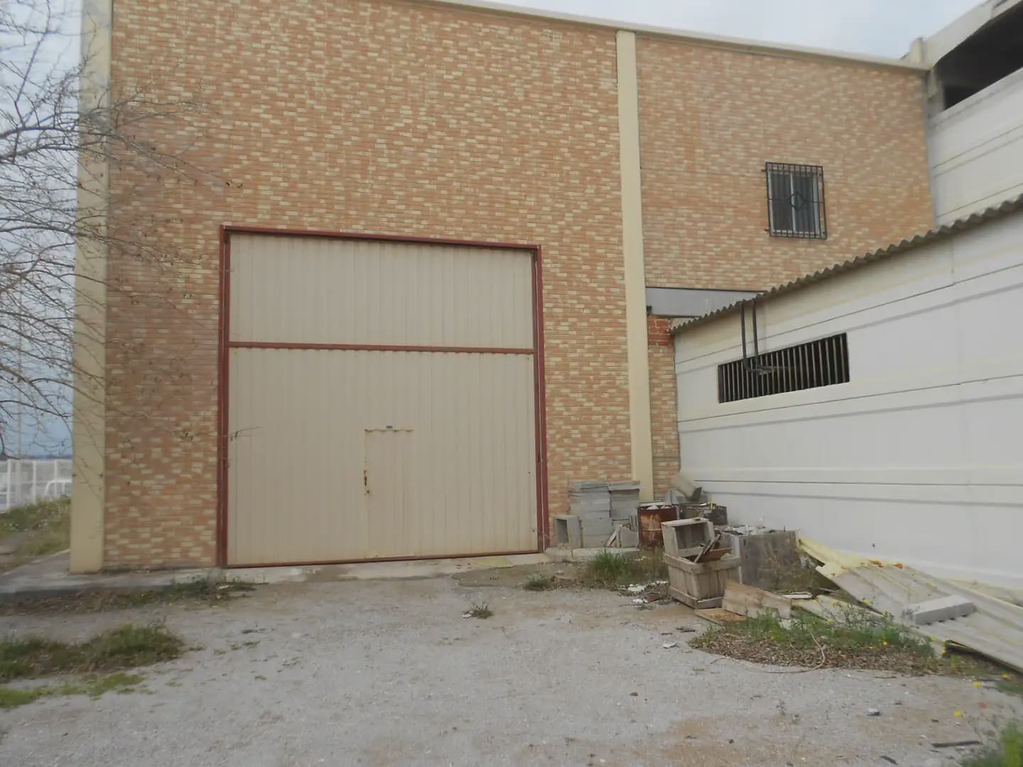 Commerciale da affittare in Cheste - 1.400 € (Rif: 9748330)