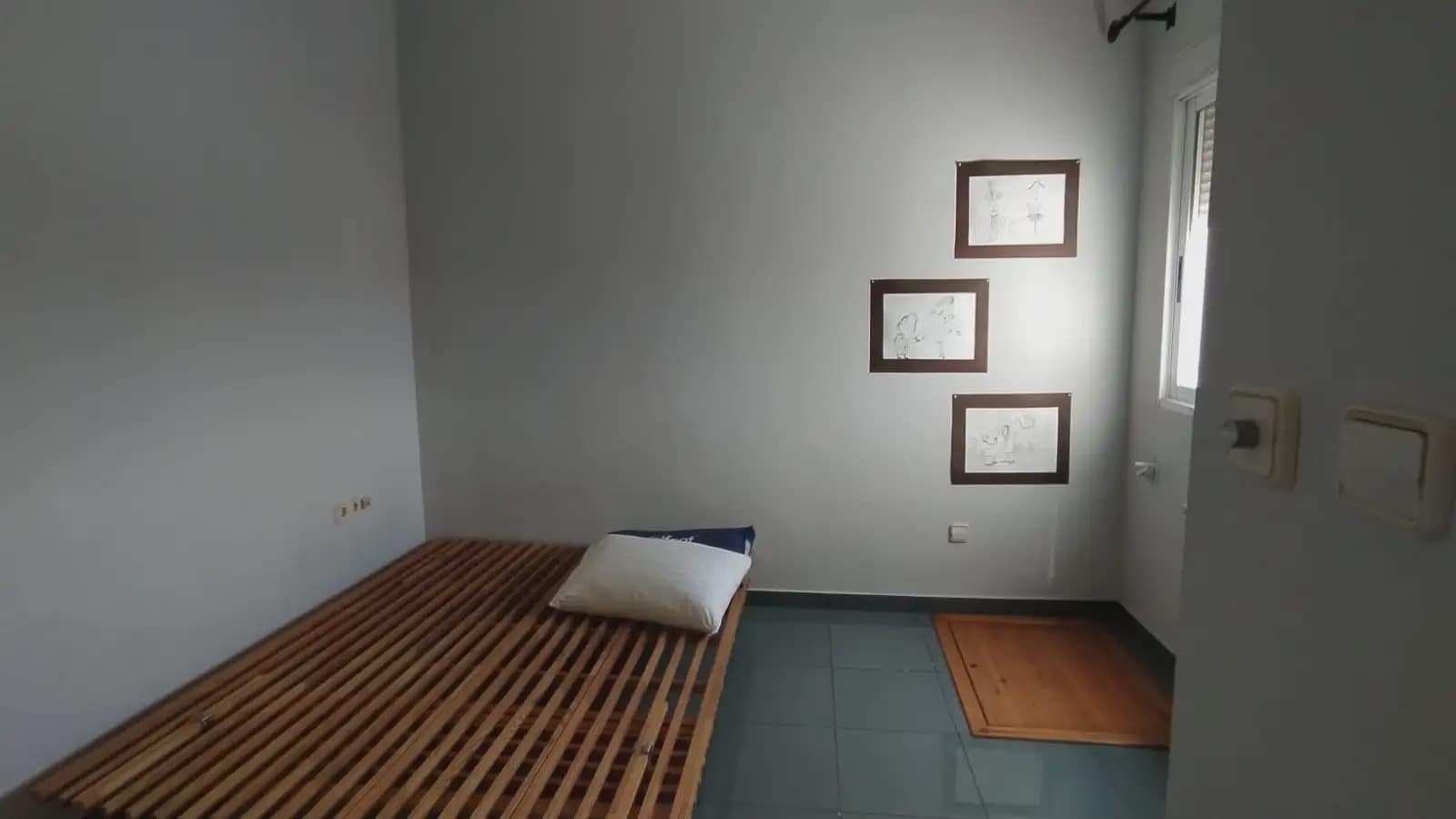 5 bedroom Townhouse for sale in Manises with garage - € 390,000 (Ref: 9748331)