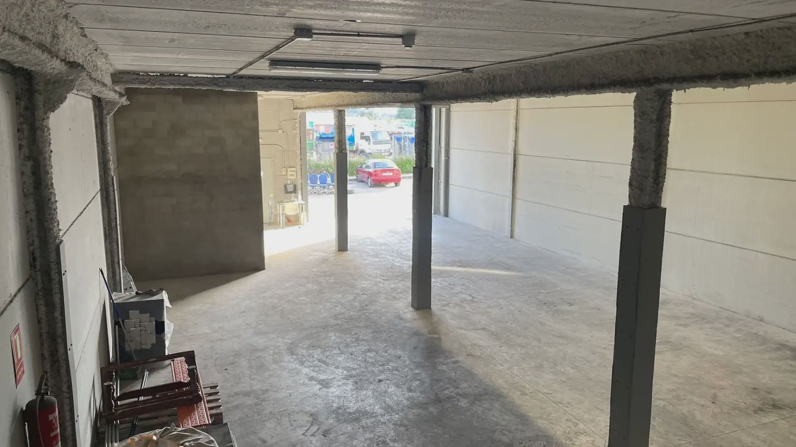 Commerciale da affittare in Quart de Poblet - 1.250 € (Rif: 9748332)