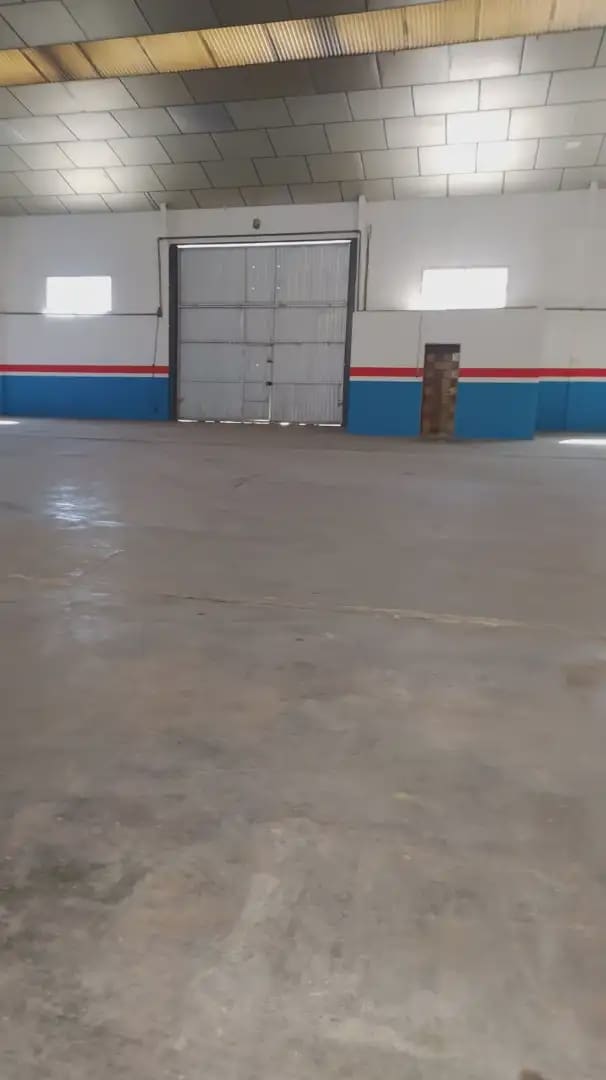 Erhverv til leje i Aldaia - € 5.000 (Ref: 9782115)