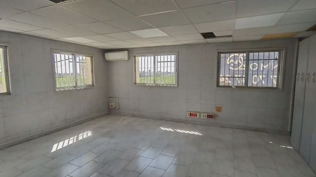 Kaupallinen vuokrattavana paikassa Aldaia - 5 000 € (Ref: 9782115)