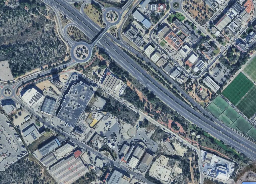 Comercial para arrendar em Paterna - 1 500 € (Ref: 9789624)