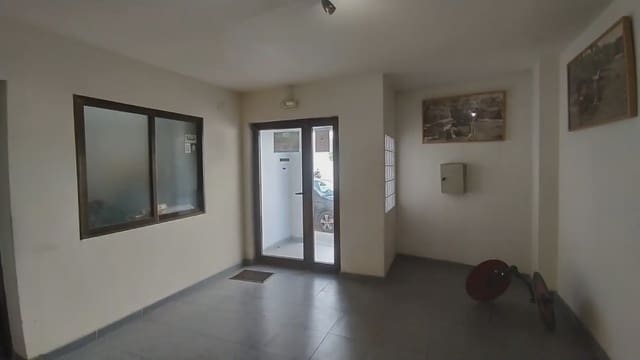 Kommersiell til salgs i Alaquàs - € 630 000 (Ref: 9816614)
