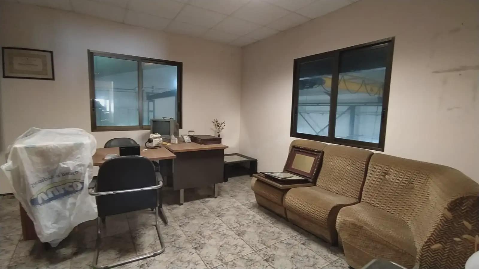 Kommersiell til salgs i Alaquas - € 630 000 (Ref: 9816614)