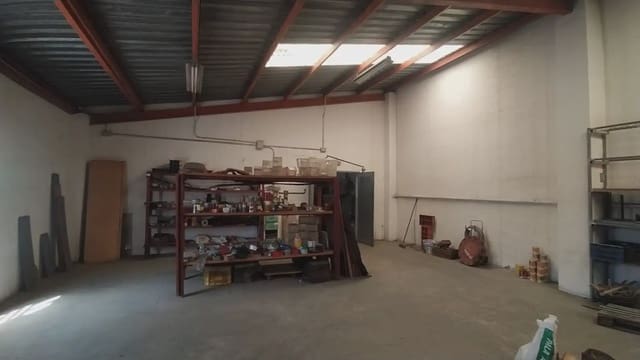 Commercieel te koop in Alaquàs - € 630.000 (Ref: 9816614)