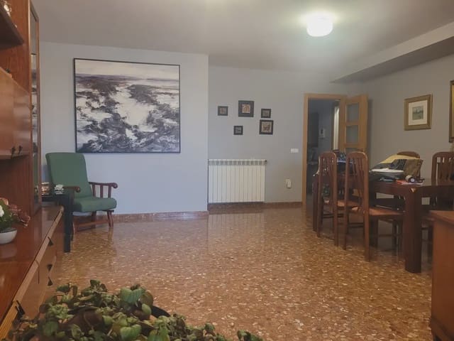 5 quarto Casa em Banda para venda em Manises com garagem - 495 000 € (Ref: 9821169)