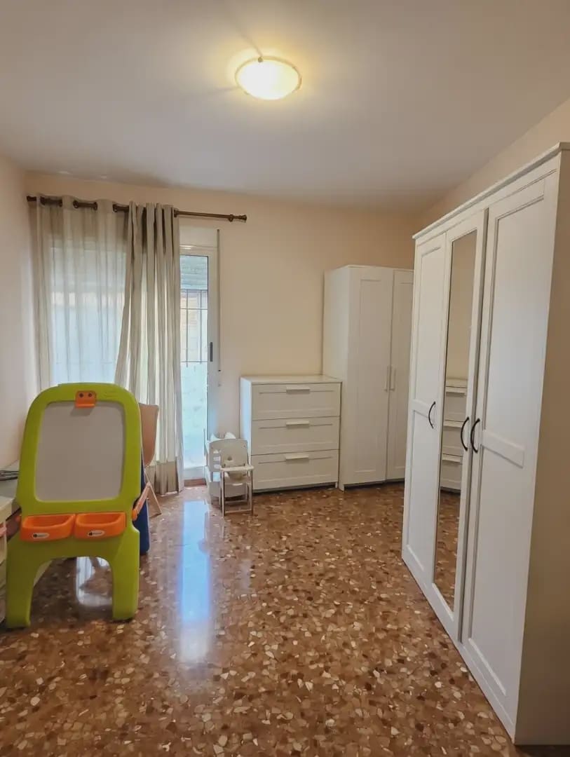 5 quarto Casa em Banda para venda em Manises com garagem - 495 000 € (Ref: 9821169)