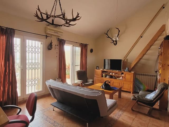 5 quarto Casa em Banda para venda em Manises com garagem - 495 000 € (Ref: 9821169)