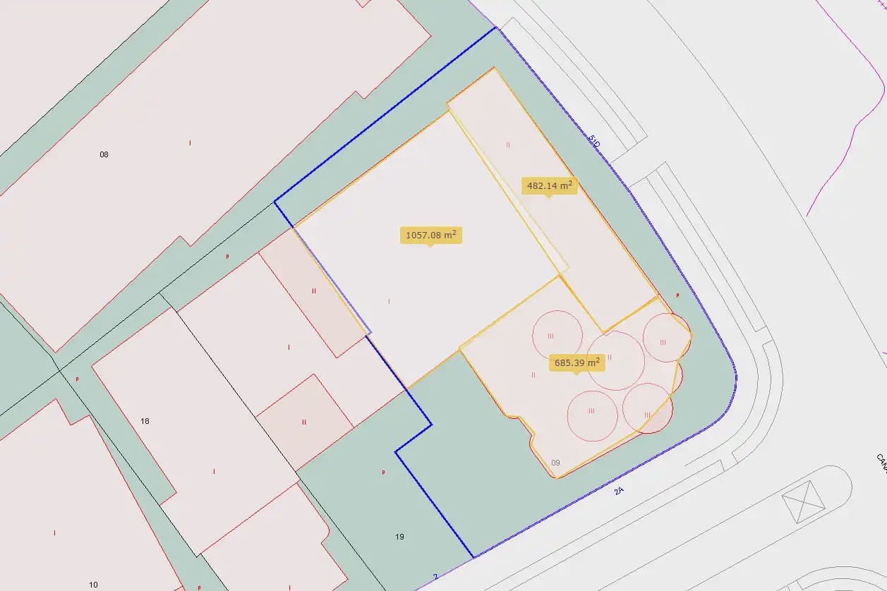 Erhverv til salg i Paterna - € 2.200.000 (Ref: 9827785)
