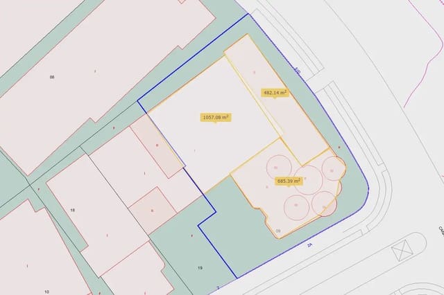 Erhverv til salg i Fuente del Jarro, Paterna - € 2.200.000 (Ref: 9827785)
