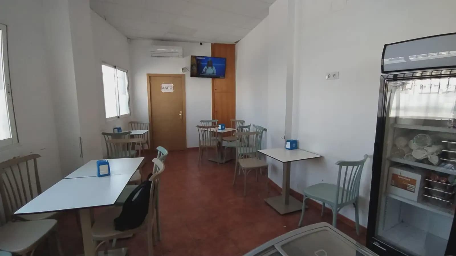 Commercial for sale in Manises - € 110,000 (Ref: 9834805)