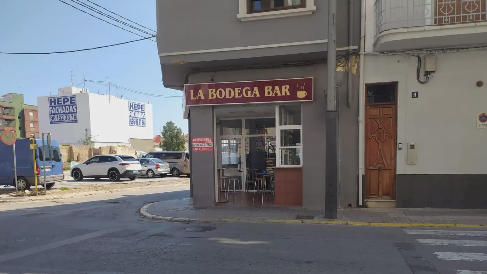 Commercial for sale in Manises - € 110,000 (Ref: 9834805)