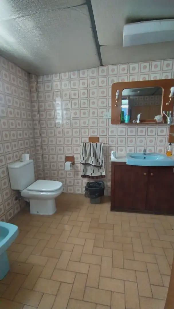 Kaupallinen vuokrattavana paikassa Manises - 1 900 € (Ref: 9847848)