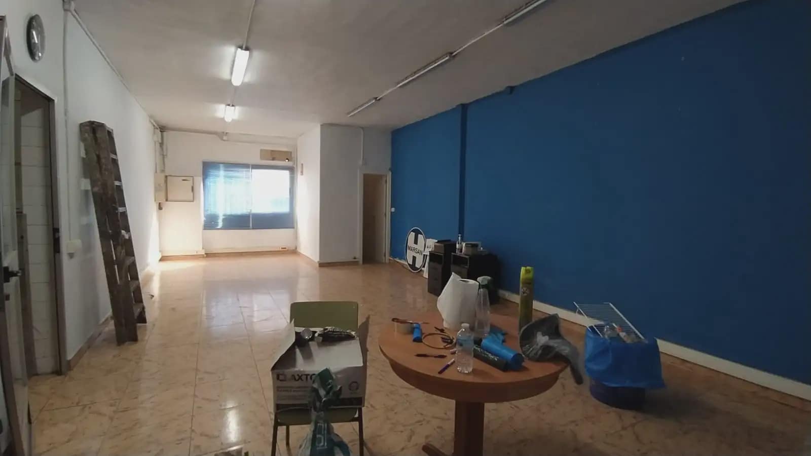 Kaupallinen vuokrattavana paikassa Manises - 1 900 € (Ref: 9847848)