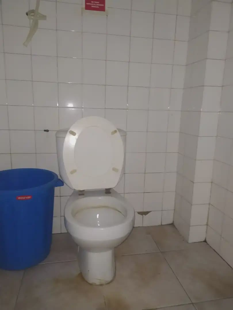 Commercieel te koop in Quart de Poblet - € 350.000 (Ref: 9858442)