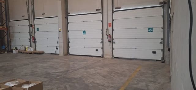 Erhverv til leje i La Pobla Llarga - € 3.000 (Ref: 9860824)