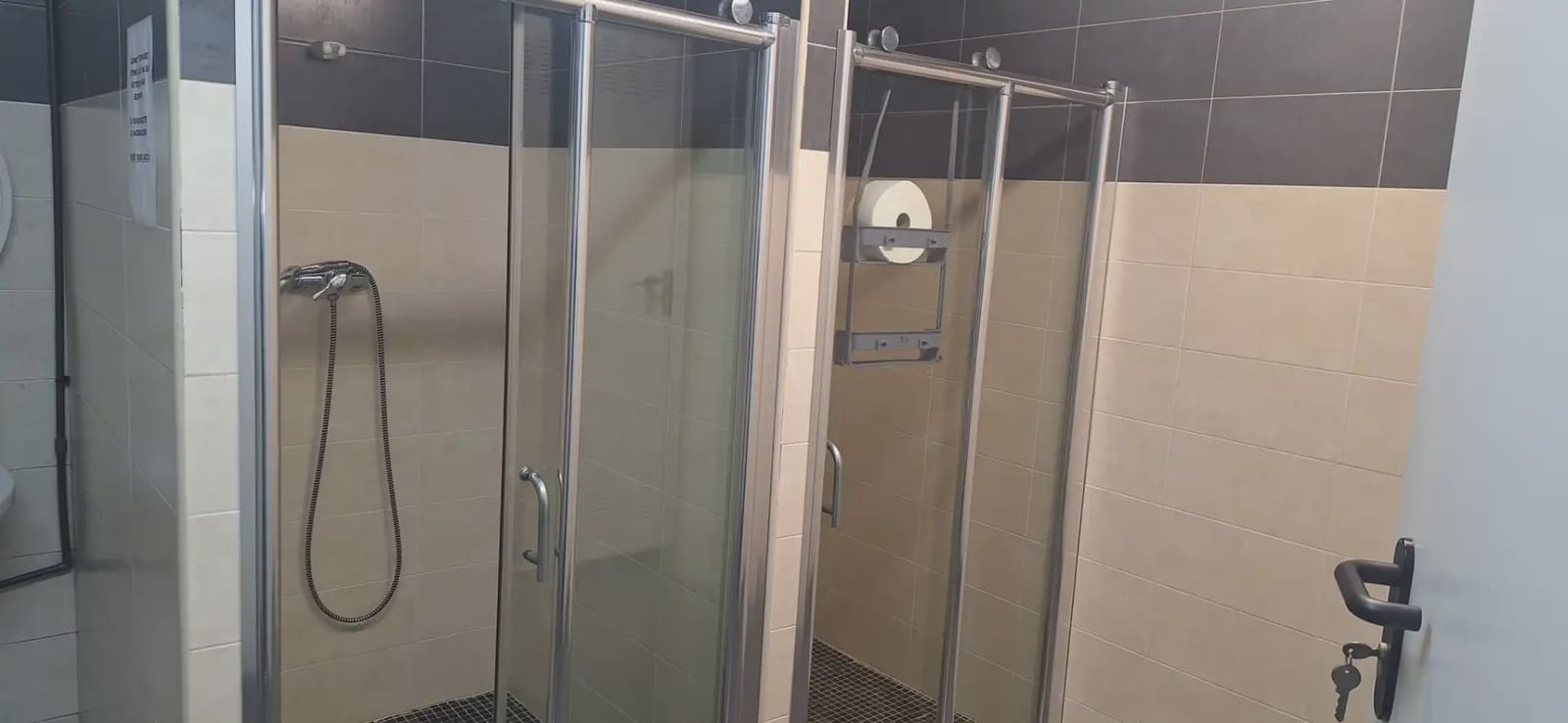 Erhverv til leje i La Pobla Llarga - € 3.000 (Ref: 9860824)