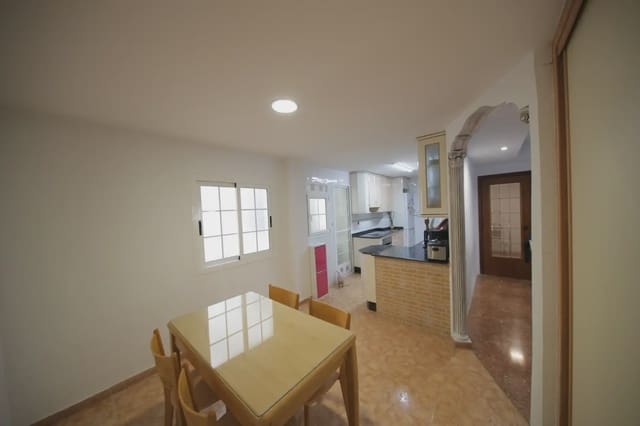 3 soverom Leilighet til salgs i Manises - € 255 000 (Ref: 9873849)