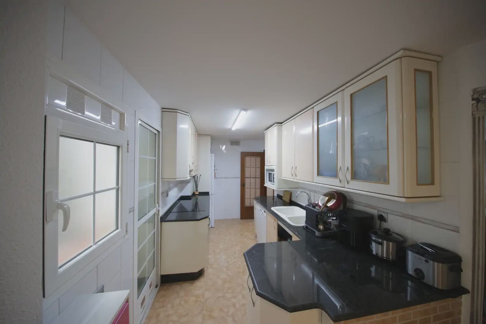 3 bedroom Flat for sale in Manises - € 255,000 (Ref: 9873849)