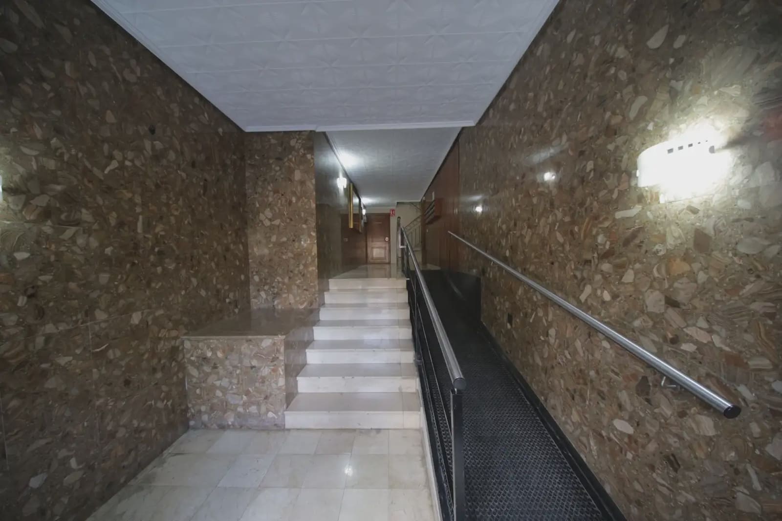 3 bedroom Flat for sale in Manises - € 255,000 (Ref: 9873849)