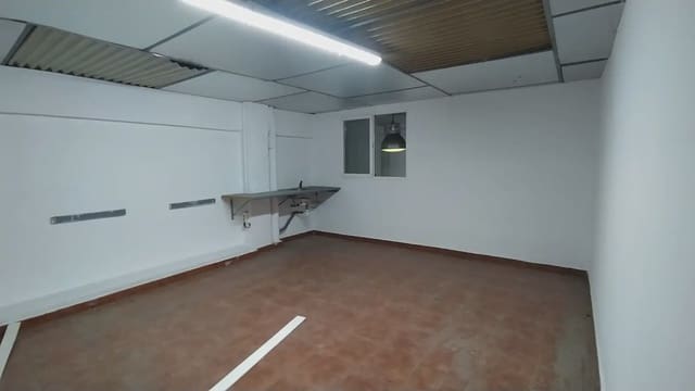 Komercyjne do wynajęcia w Xirivella z garażem - 4 500 € (Ref: 9896945)