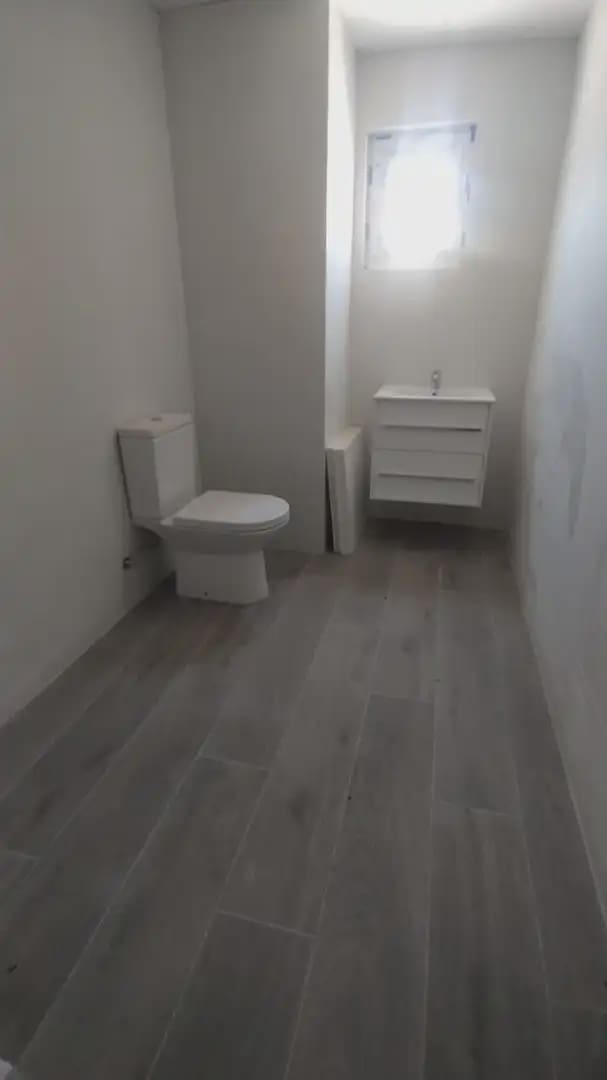 Commerciale in vendita in Naquera - 4.000.000 € (Rif: 9902220)
