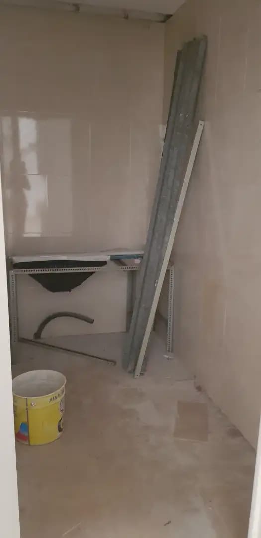 Commerciale da affittare in Manises - 1.400 € (Rif: 9904941)