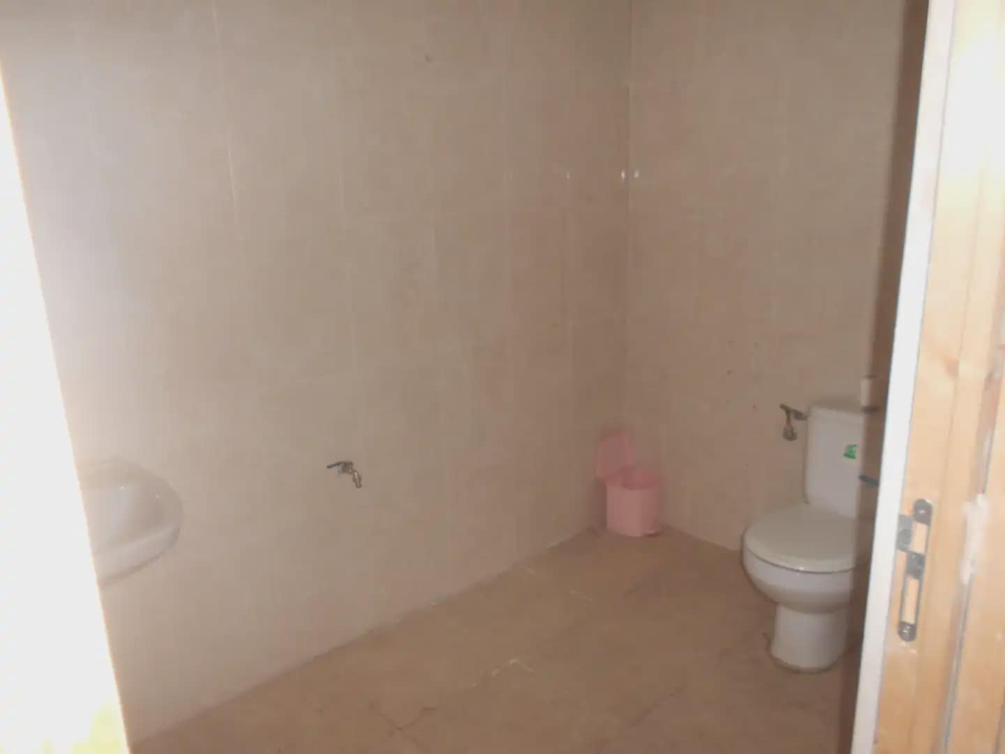 Commerciale da affittare in Manises - 1.400 € (Rif: 9904941)